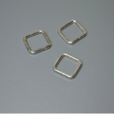 Рамка квадратная (Серебро) 2,2х2,2см