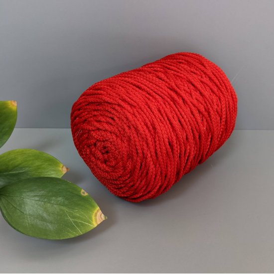 Шнур п/э 3мм с сердечником (Красный) 200м Houseyarn