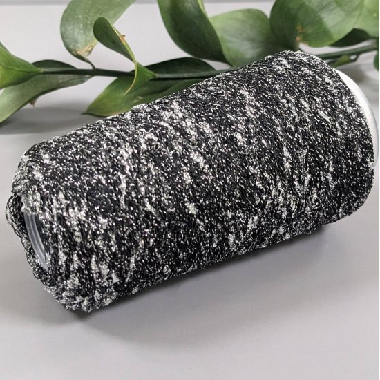 Люрекс узелковый (Черный с серебром 35) 700м Houseyarn